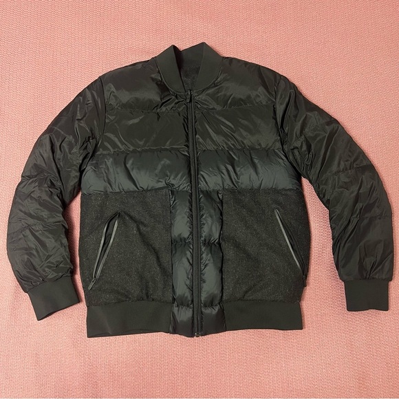 Lululemon Roam Far Wool Bomber Black / Heathered Black size 8 - Picture 6 of 13